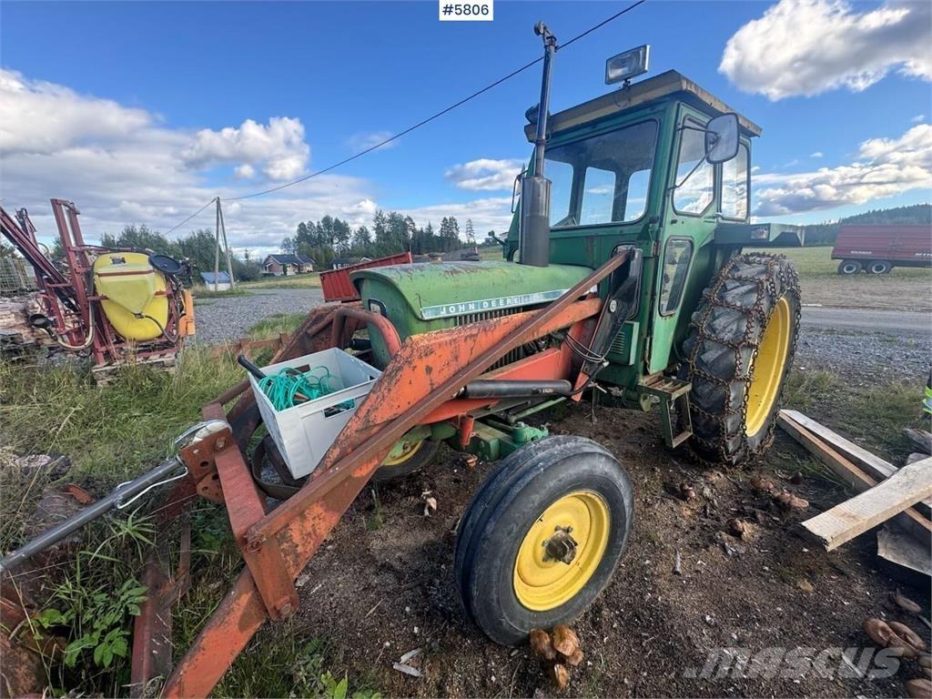 John Deere 2130 Tractors