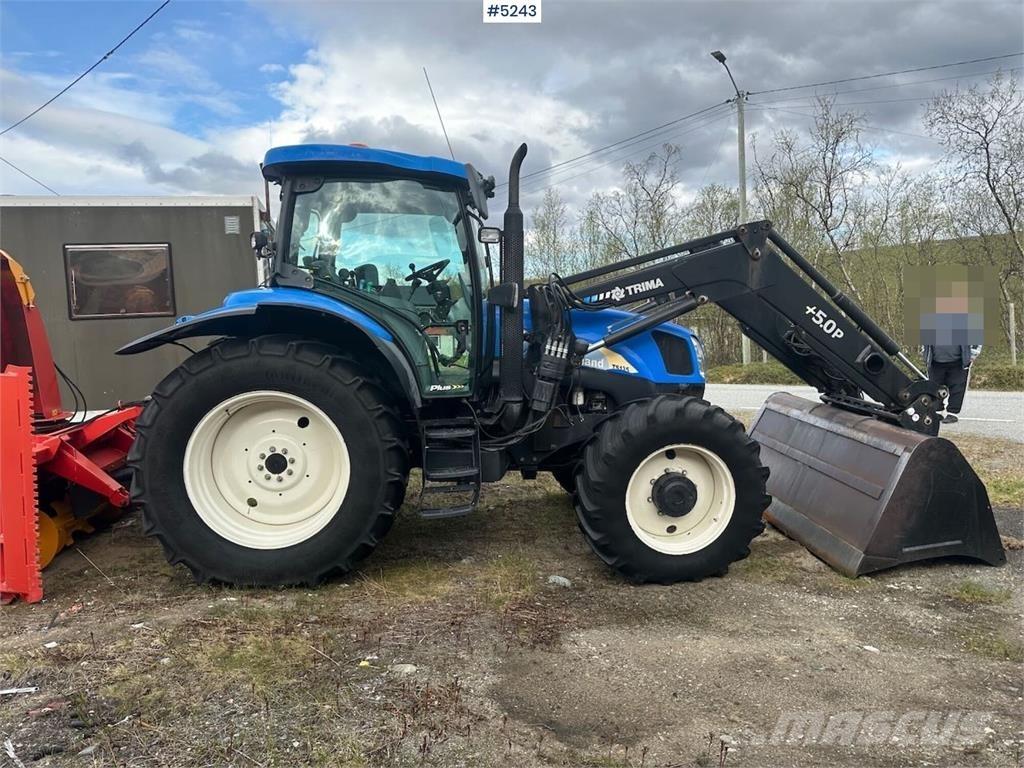New Holland TS135 Tractors