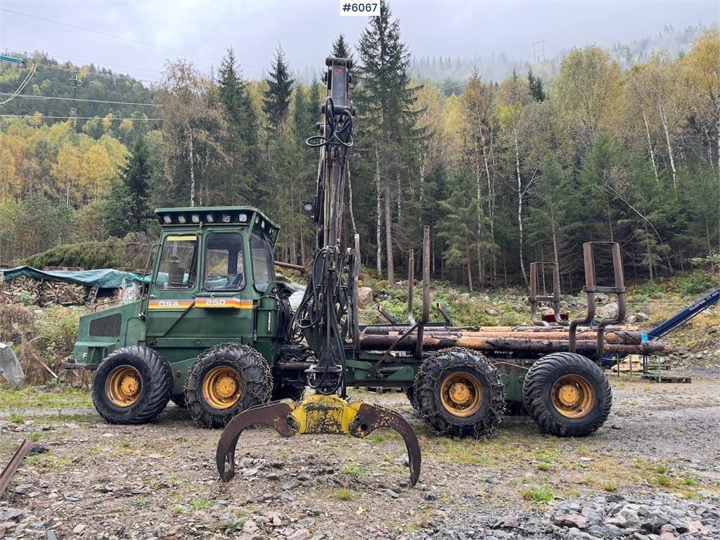  Øsa 250 FMG Forwarder cranes