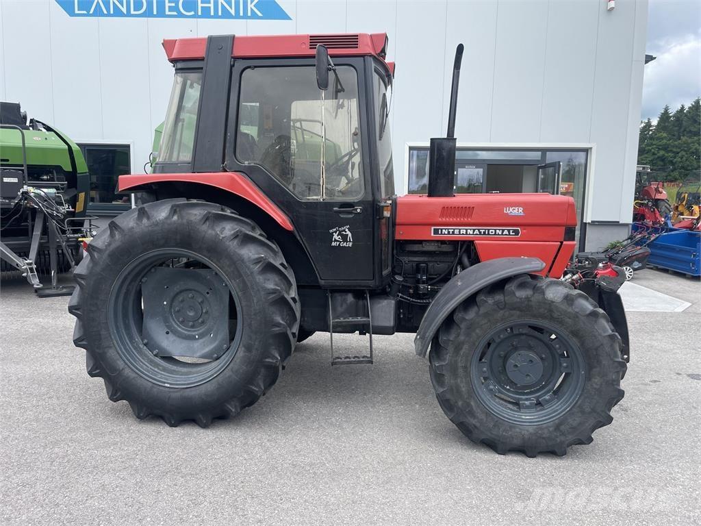 Case IH 885 XLA Tractors