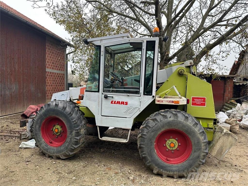 CLAAS Ranger 906 Telescopic handlers
