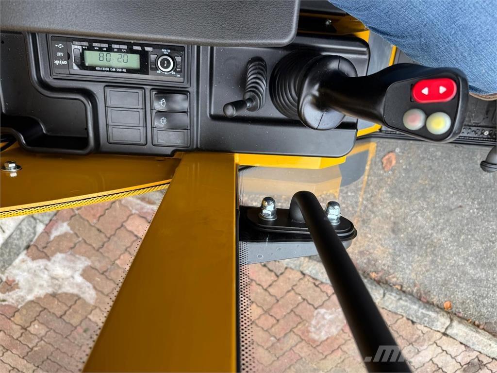 Eurotrac W 12 S FEL`s