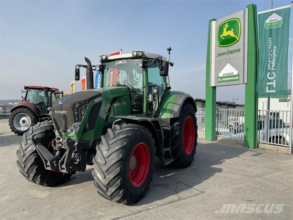 Fendt 822 Vario Tractors