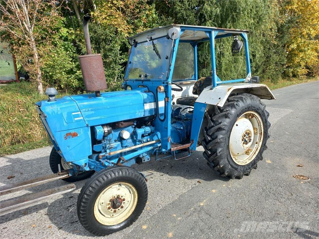 Ford 2600 Tractors