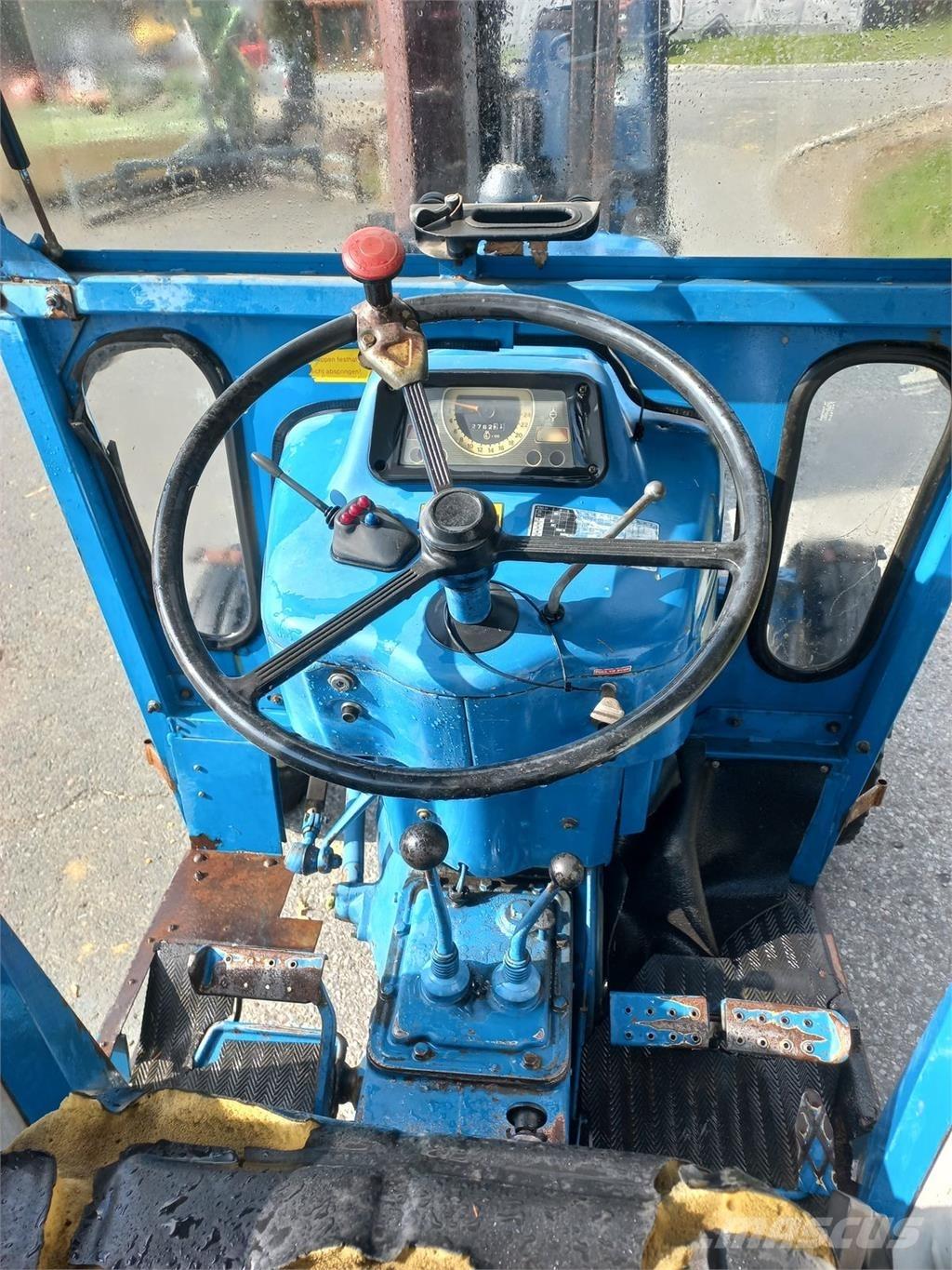 Ford 2600 Tractors