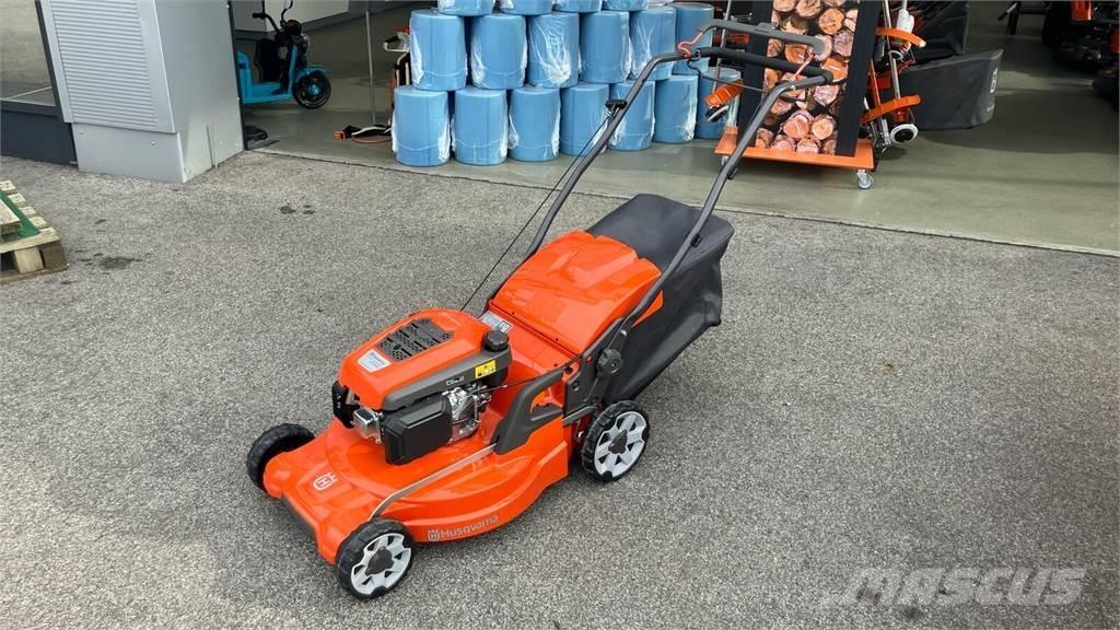 Husqvarna LC 253S Riding mowers