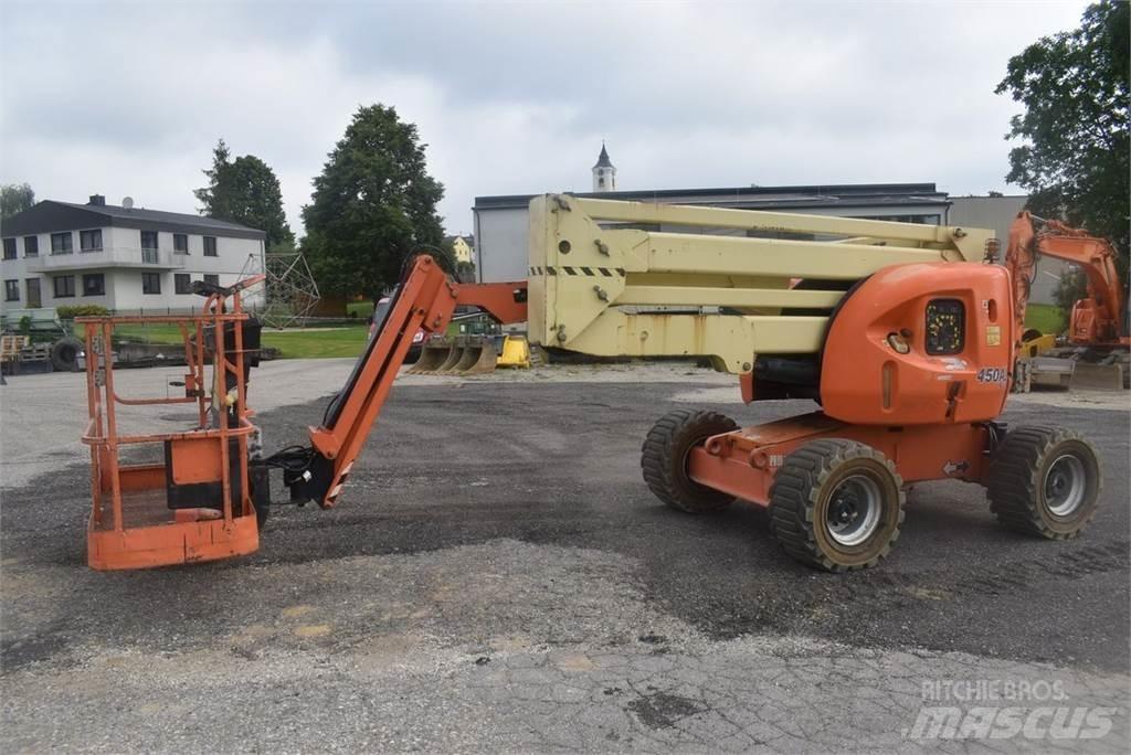 JLG 450AJ Articulated boom lifts