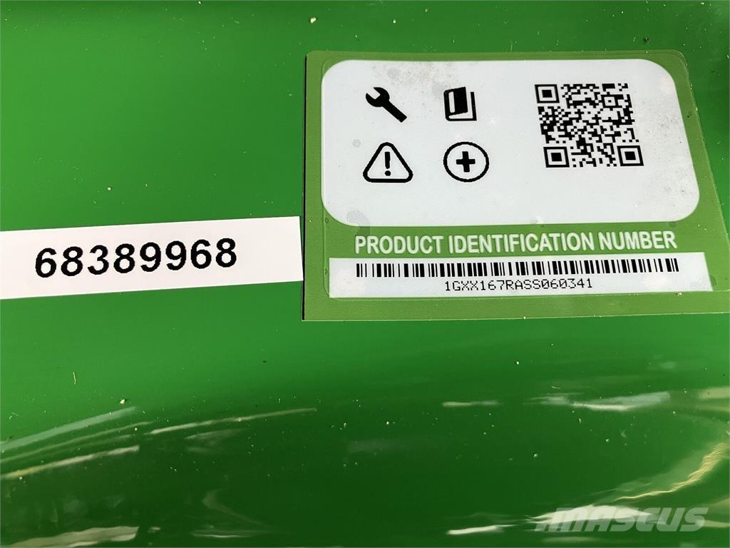 John Deere X 167R Other groundscare machines