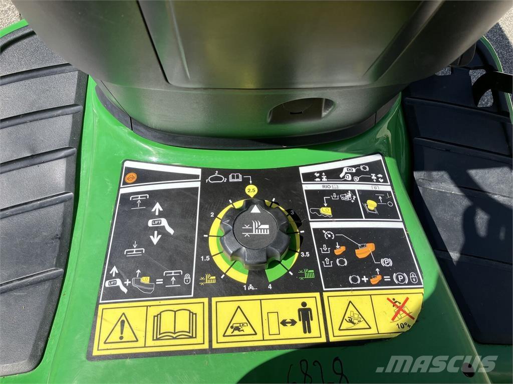 John Deere X 350R Other groundscare machines