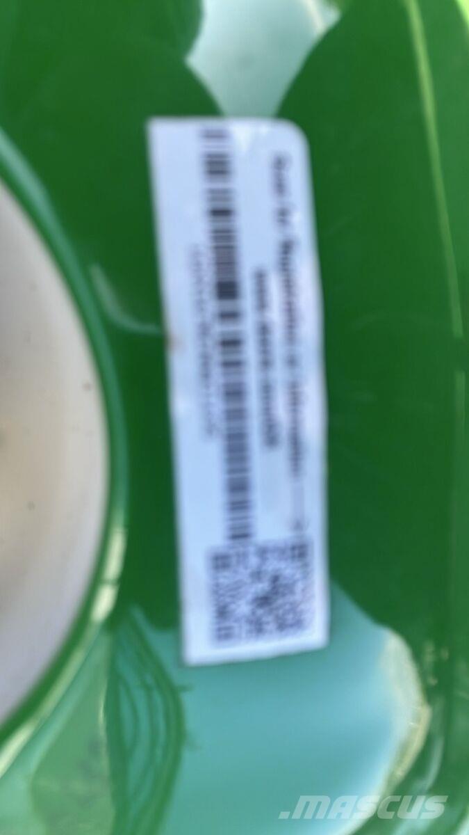 John Deere X167R Other groundscare machines