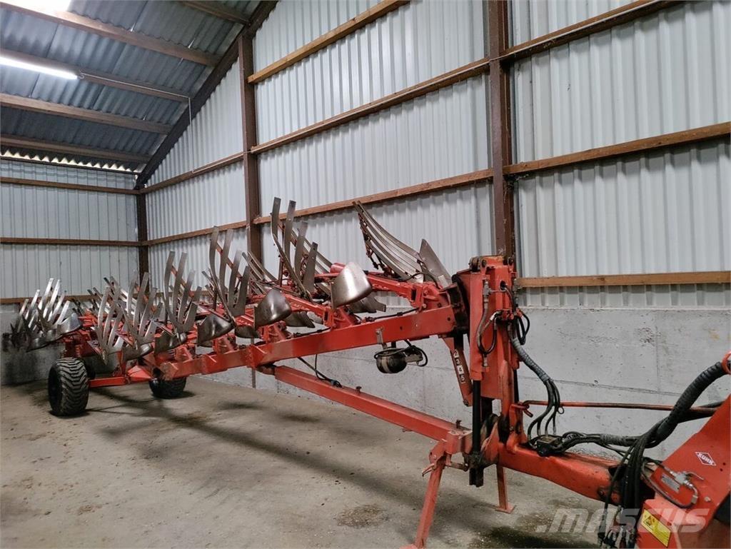 Kühne Manager 8 NSH Conventional ploughs