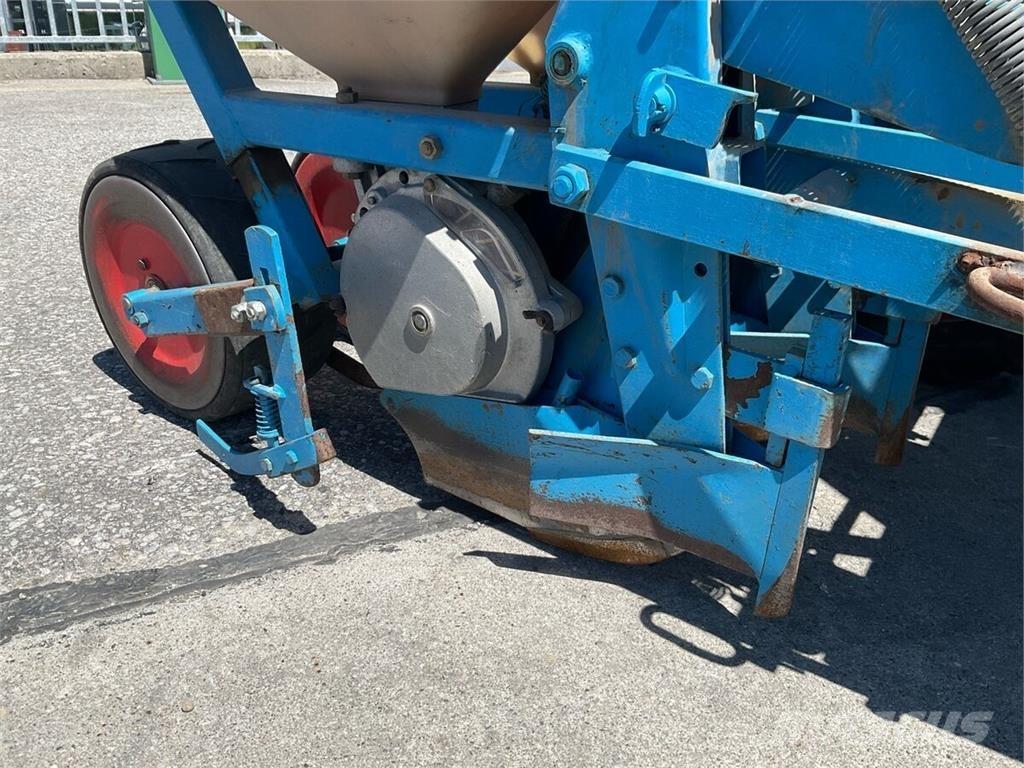 Monosem NC Planters
