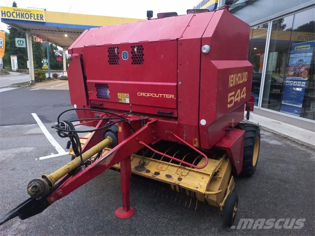 New Holland BR 544 Round balers