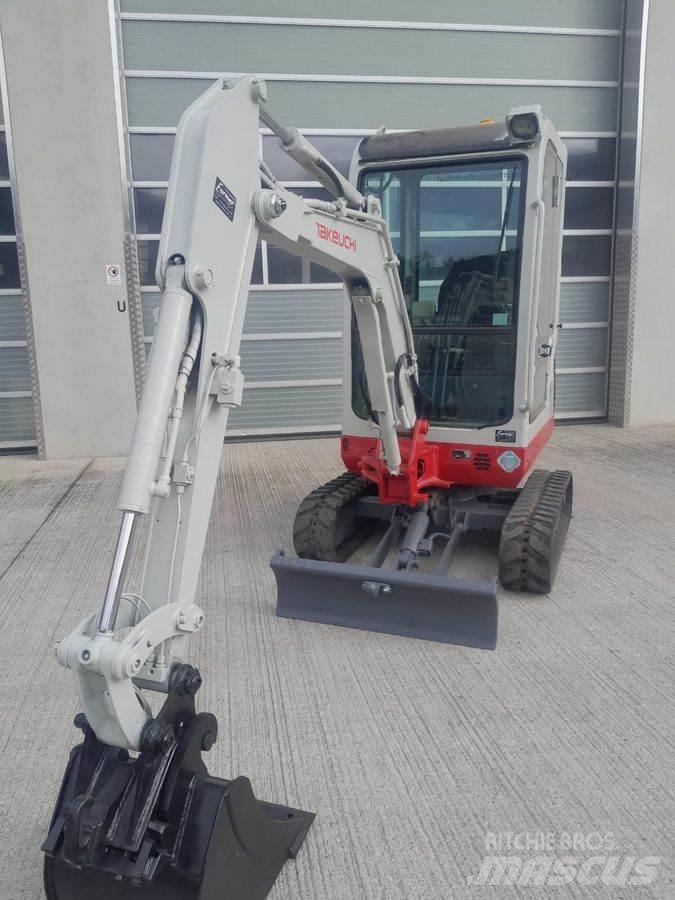 Takeuchi TB016 Mini excavators < 7t