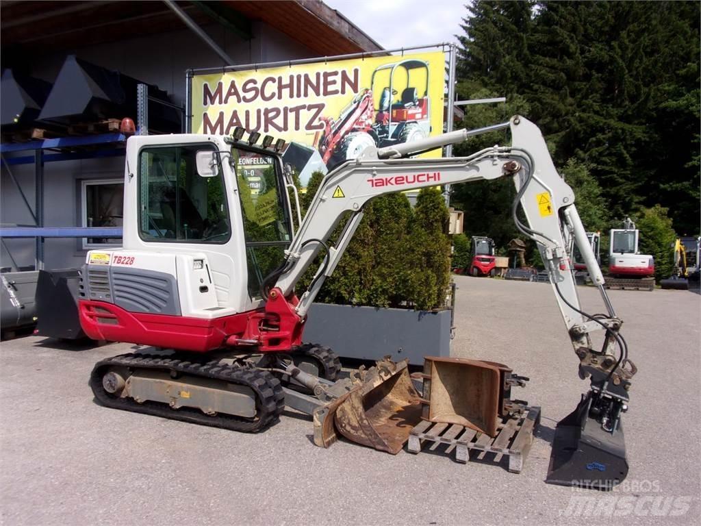 Takeuchi TB228 Mini excavators < 7t