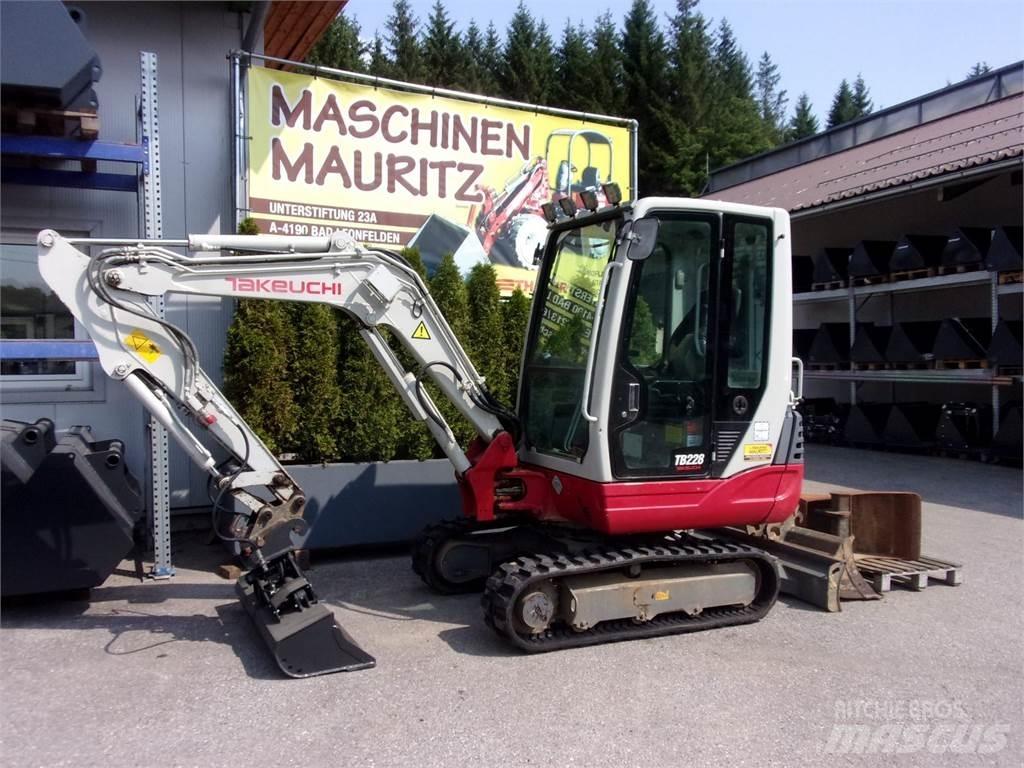 Takeuchi TB228 Mini excavators < 7t