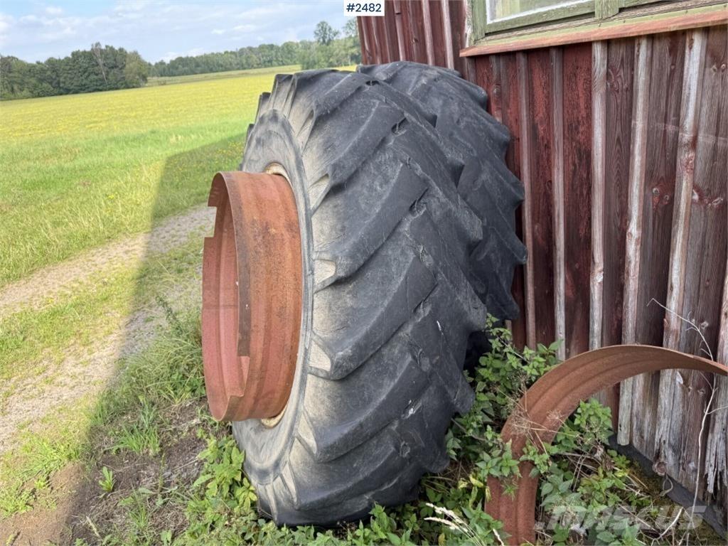  Traktordäck okänt Spares & accessories