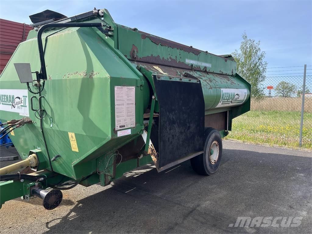Keenan  Forage wagons