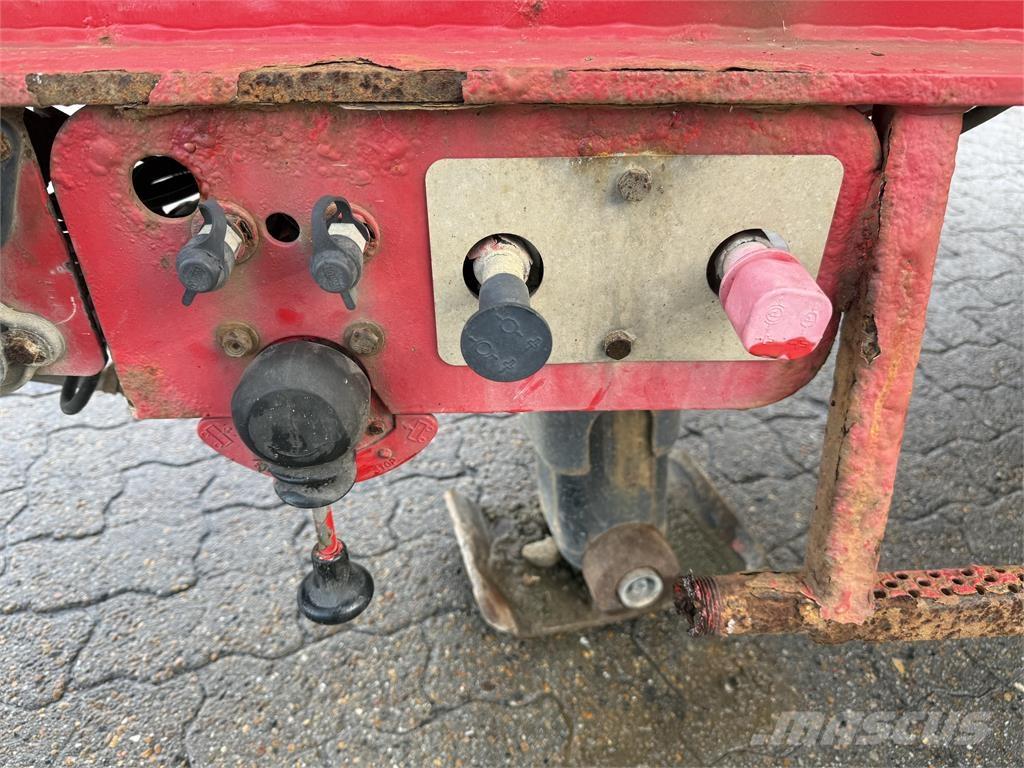 Nopa 2 aks. Tipper trailers