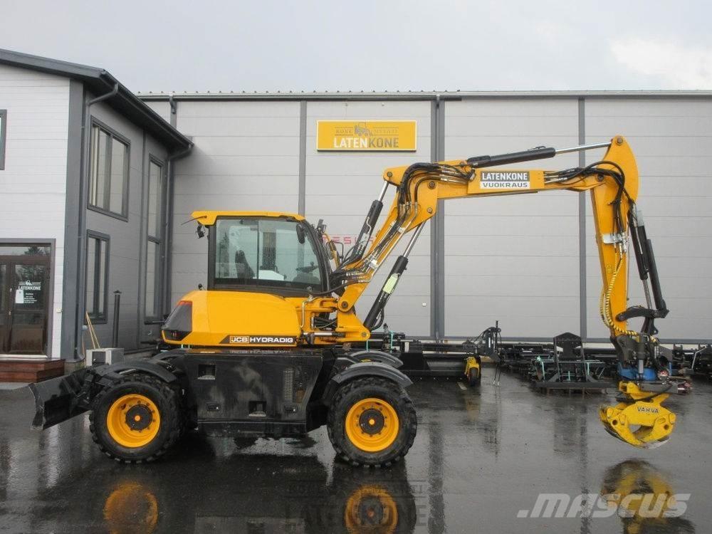 JCB Hydradig HD110W Amphibious Excavators
