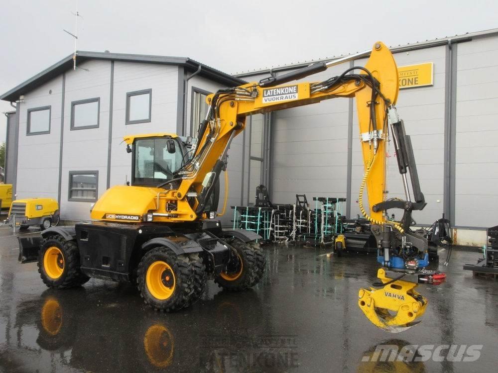 JCB Hydradig HD110W Amphibious Excavators