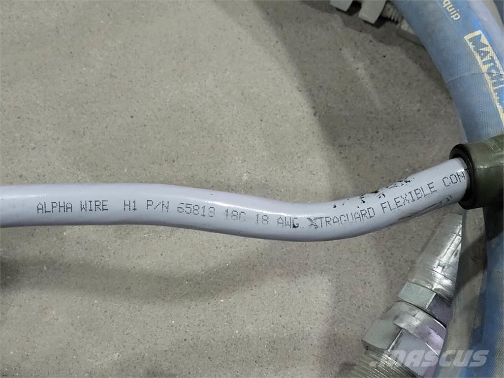  ALPHA WIRE 65818 Other