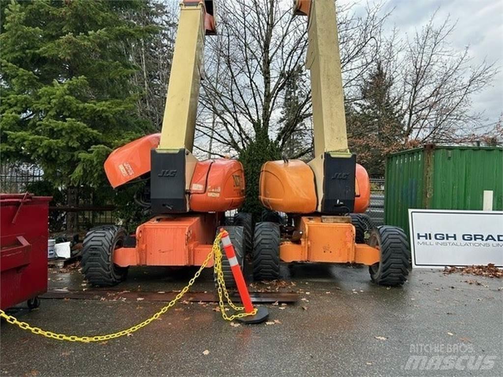 JLG 800AJ Articulated boom lifts