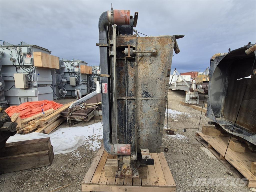 Komatsu  Articulated Haulers