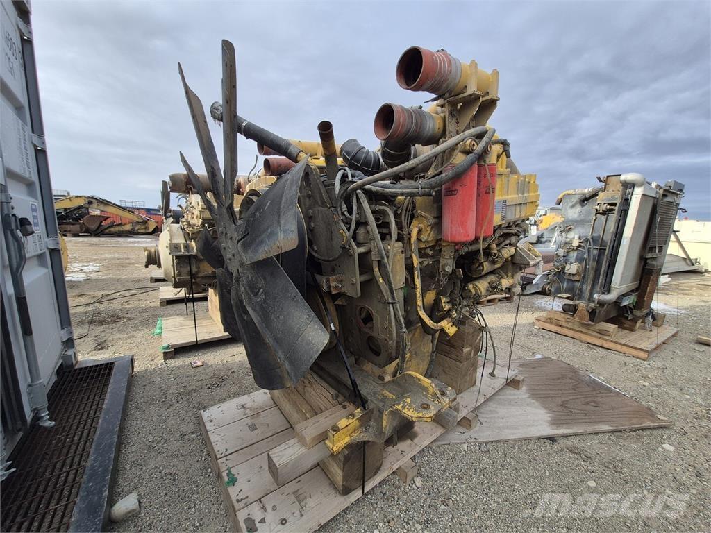 Komatsu SAA12V140 Articulated Haulers