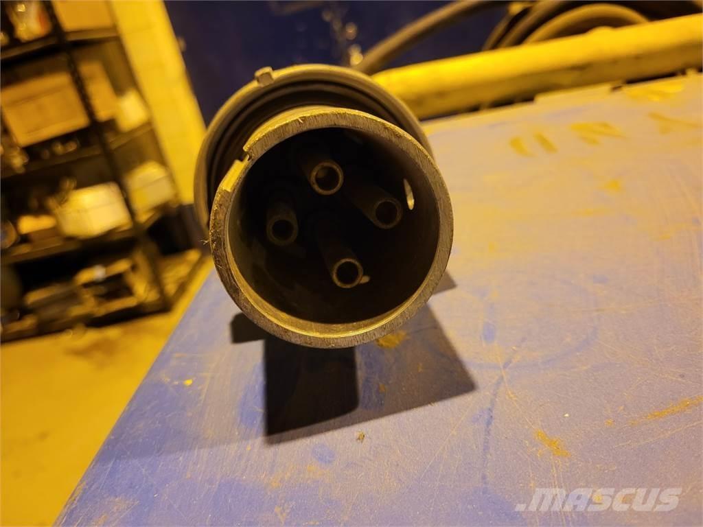 Miller Dimension 652 Welding machines