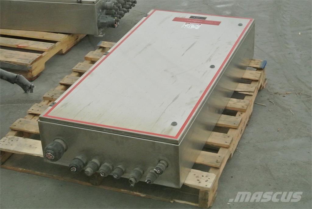  SQUARE D YBM4282 Other