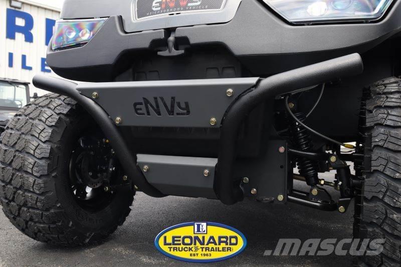  eNVy NV-4 Golf carts
