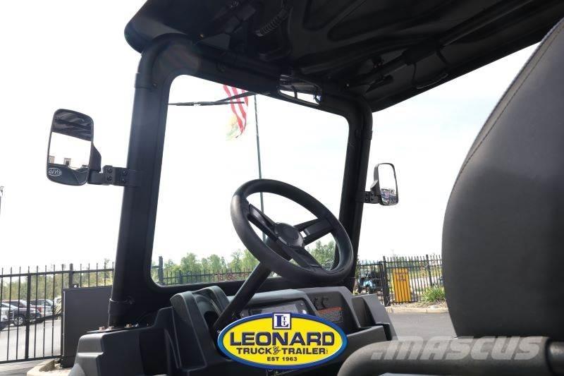  eNVy NV-4 Golf carts