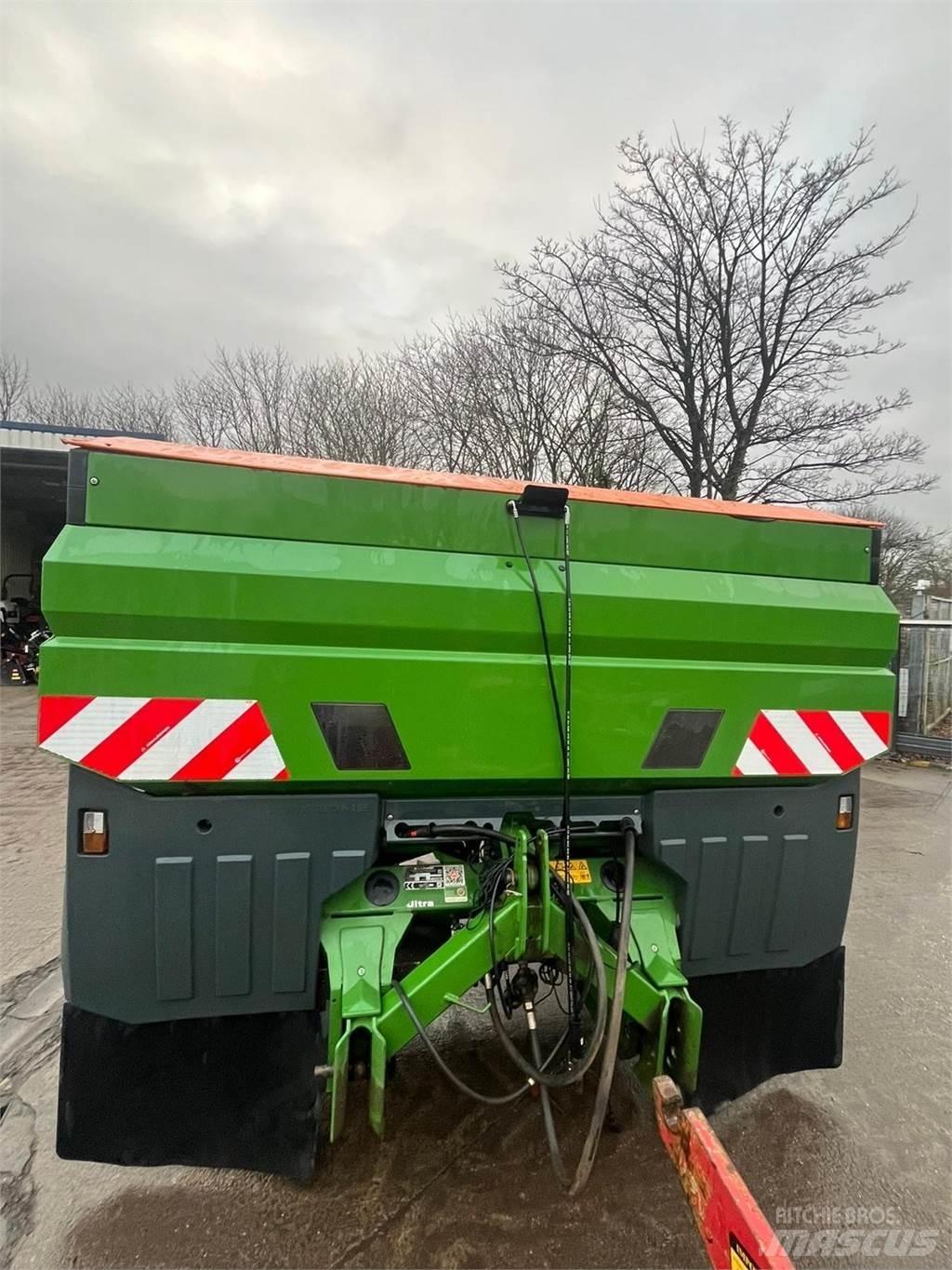 Amazone ZA-TS Mineral spreaders