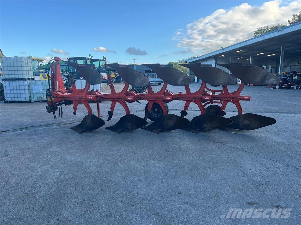 Kuhn Vari-Master Conventional ploughs