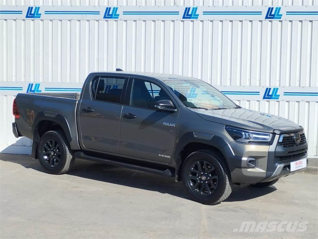 Toyota Invincible X Ldv/dropside