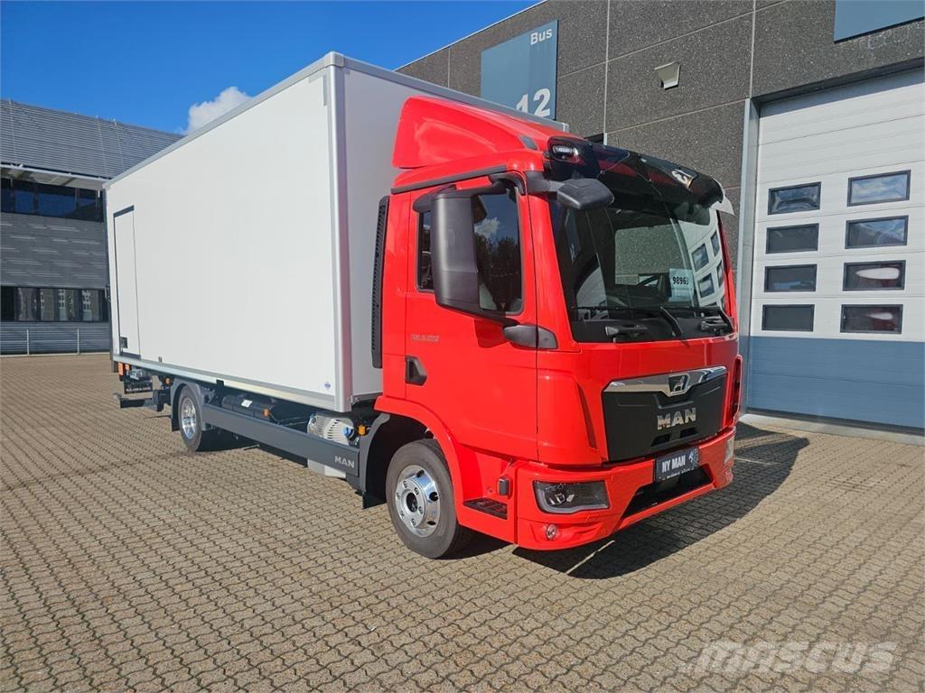 MAN TGL 8.220 Van Body Trucks