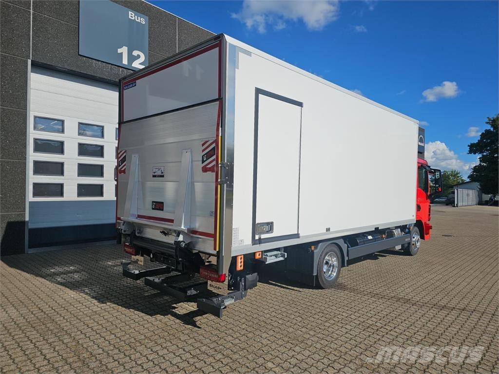 MAN TGL 8.220 Van Body Trucks