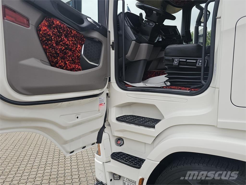 Scania R540 6x2 Truck Tractor Units