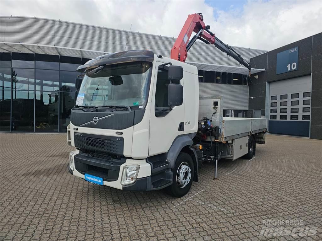 Volvo FL250 Crane trucks