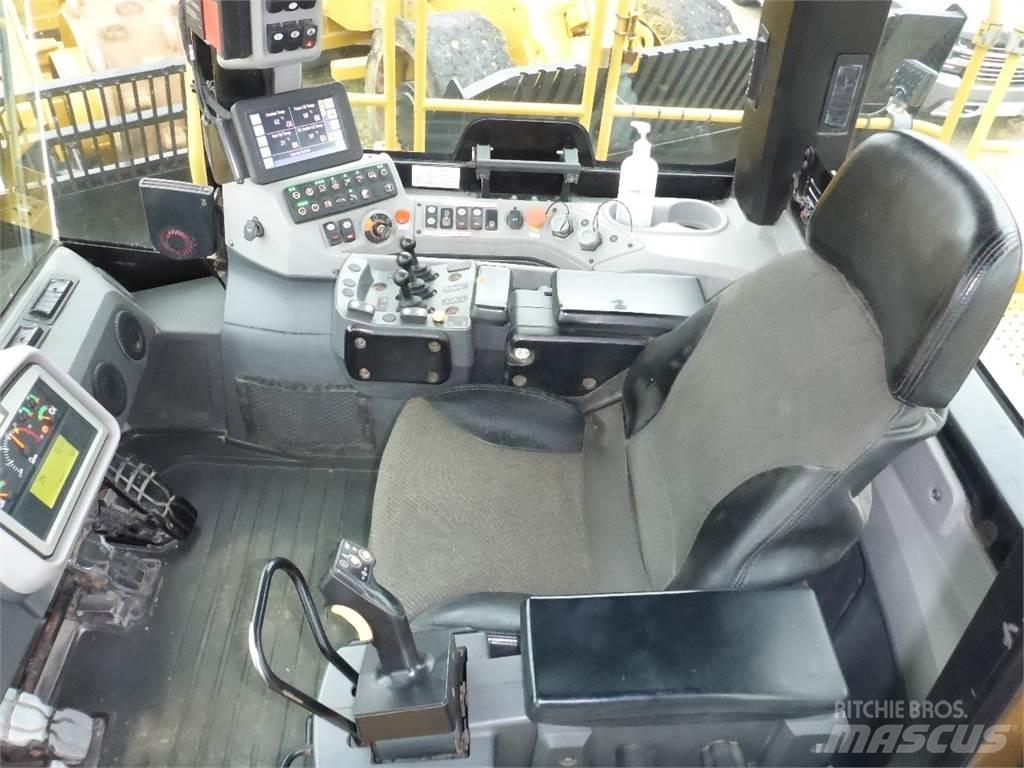 CAT 988K Telescopic handlers