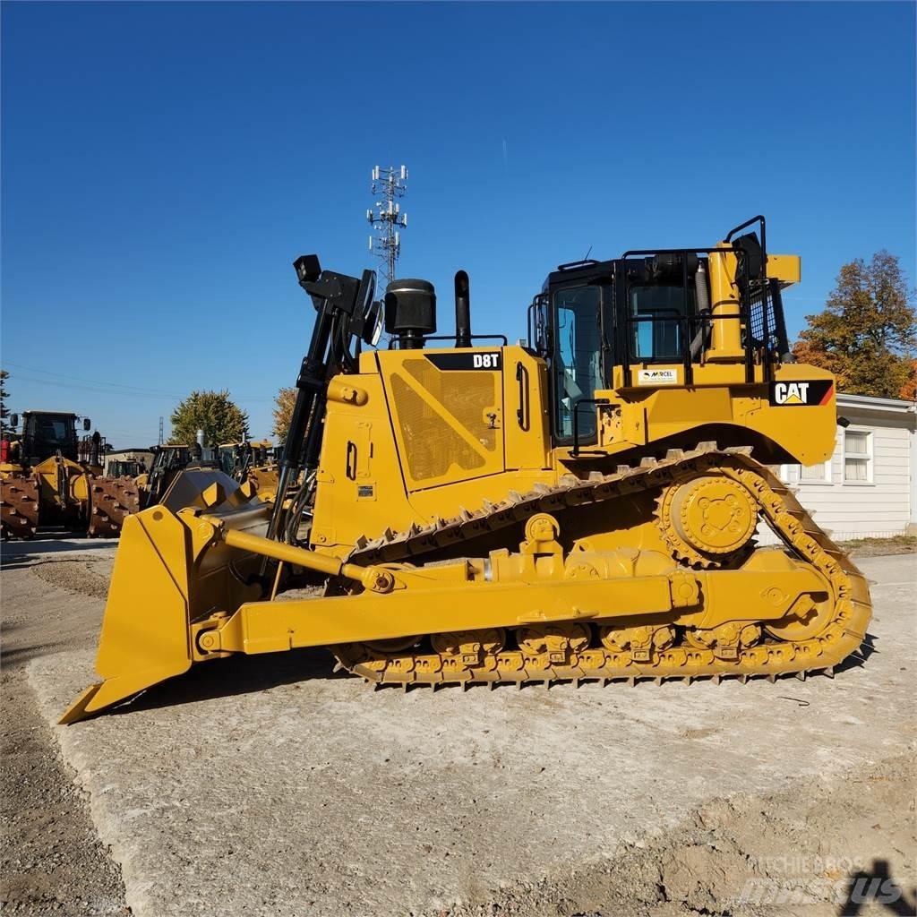 CAT D8T Crawler dozers