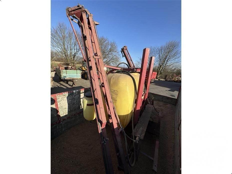 Hardi 1000 ltr., 12 m. Other farming machines