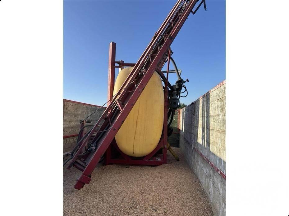 Hardi 1000 ltr., 12 m. Other farming machines