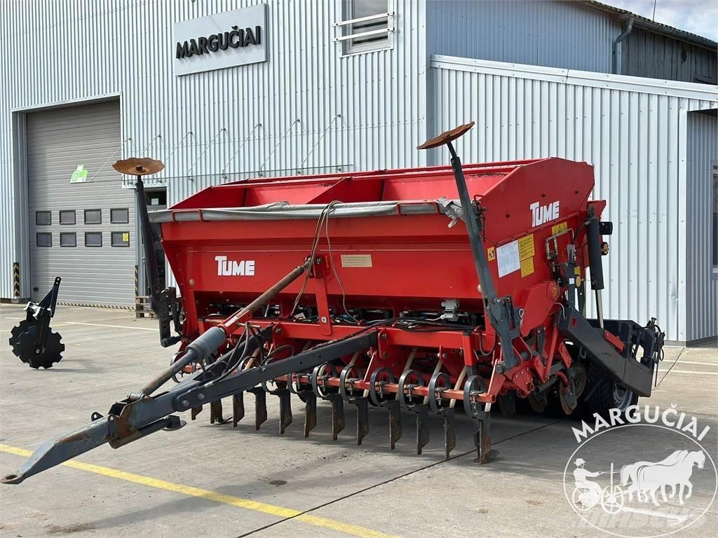 Tume HKL 3000, 3 m. Other farming machines