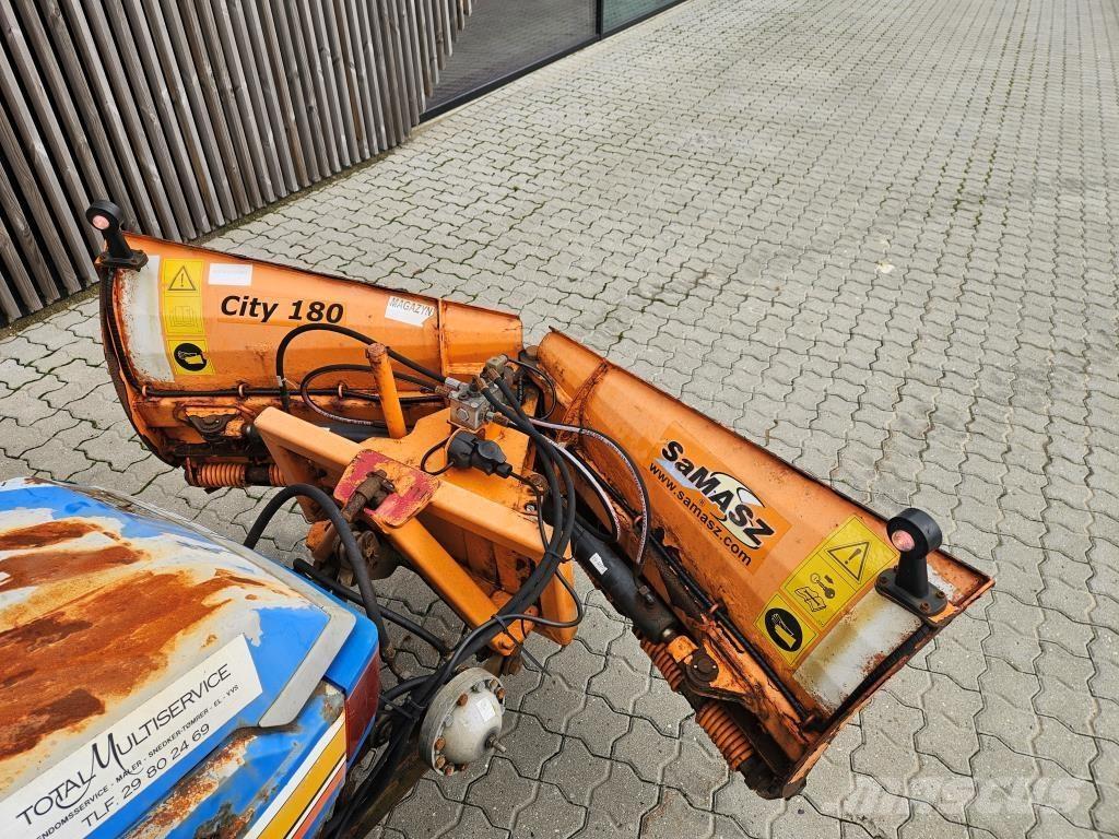 Iseki GEARMODEL Compact tractors