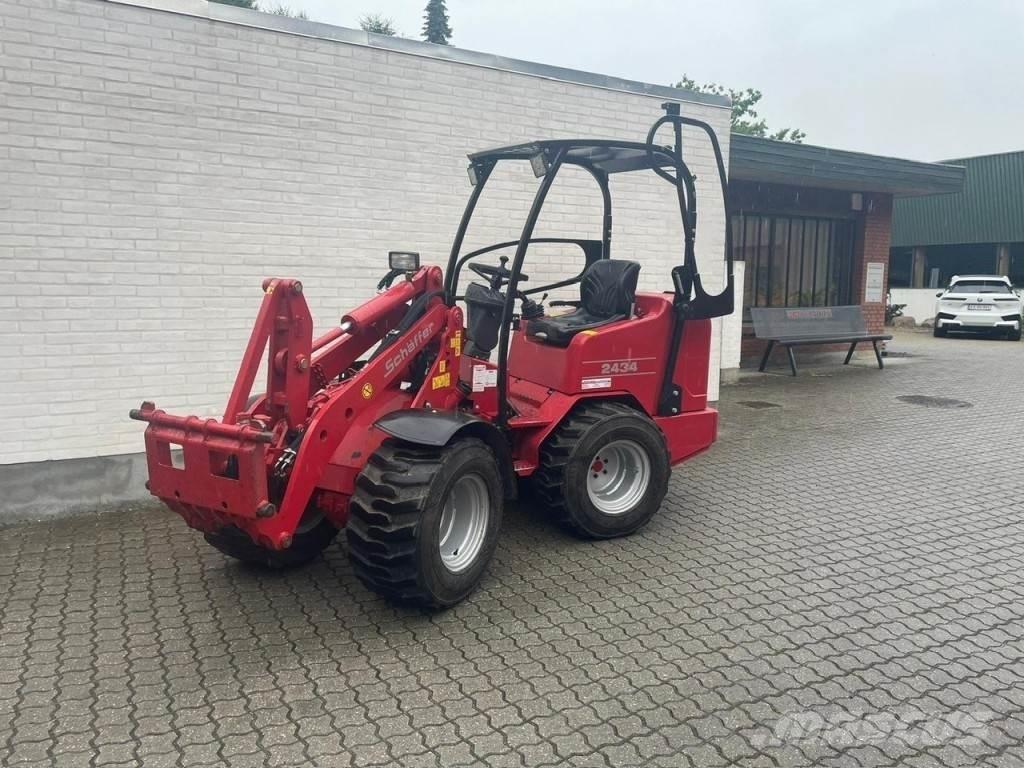 Schäffer 2434 Mini loaders