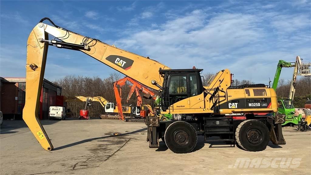 CAT M325D 4X4 Wheeled excavators