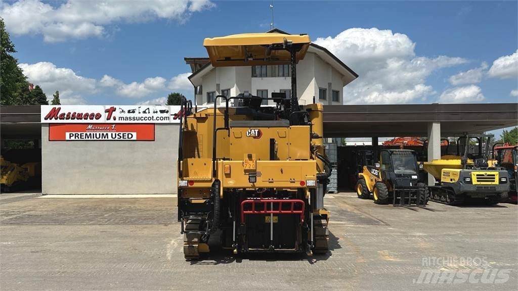 CAT PM310 Asphalt cold milling machines