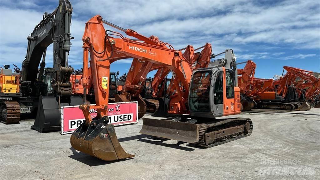 Hitachi ZX135US Midi excavators  7t - 12t